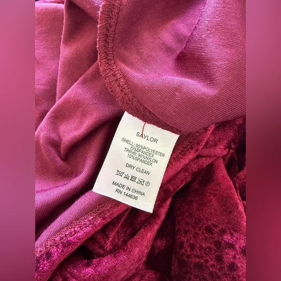 Saylor Designer Red Velvet Slip Dress Size Small / 4 - Picture 8 of 10